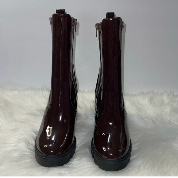 ALDO Women’s Ankle Boot Lug sole Dark Brown Platform Patent. New - Picture 3 of 12